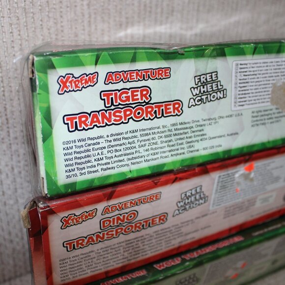 3/$55❤️3x Wild Republic Xtreme Adventure Wolf + Dino + Tiger Transporter Trucks - Picture 8 of 11